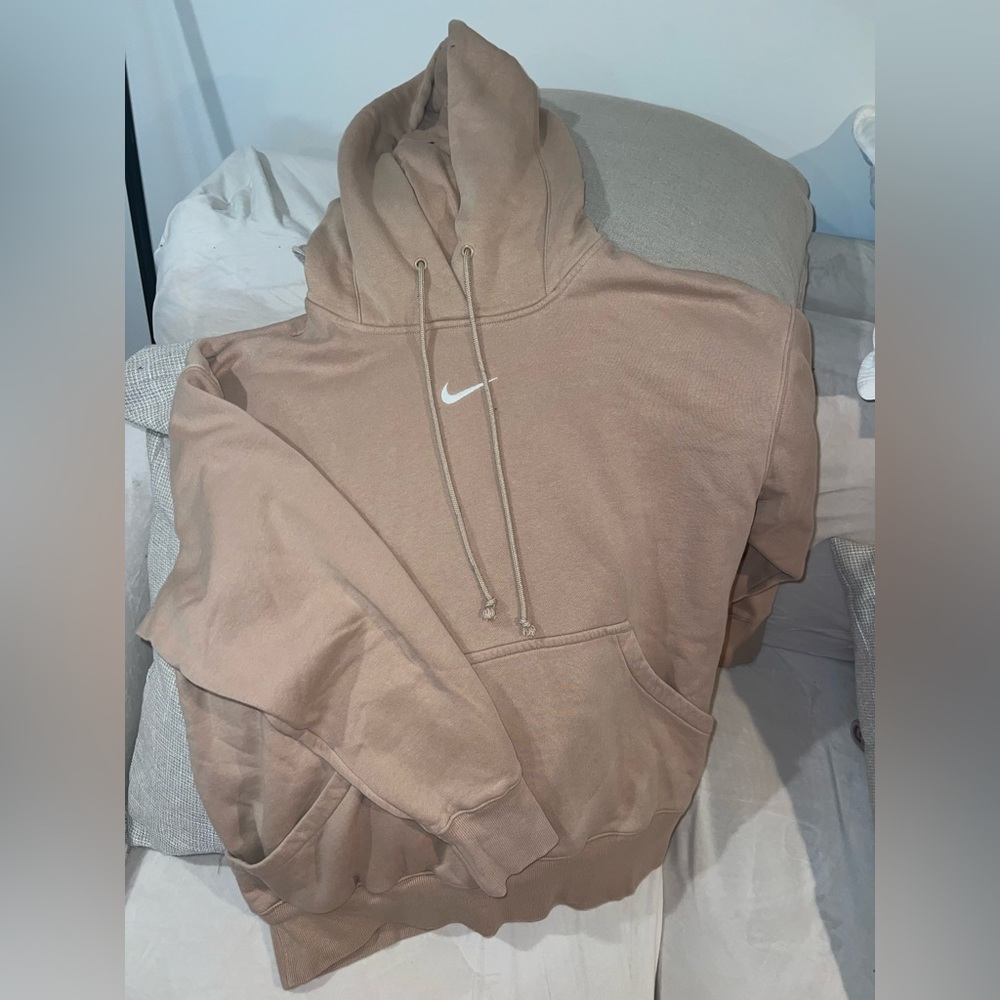 Nike hoodie size small